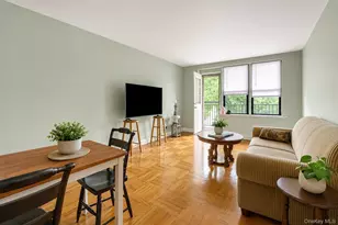 1110 Stadium Ave, Bronx, NY 10465 - Photo 7
