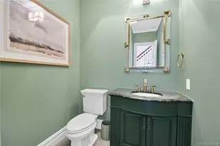 27 True Harbour Way, West Islip, NY 11795 - Photo 31