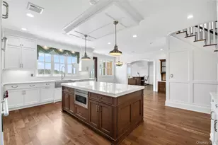 27 True Harbour Way, West Islip, NY 11795 - Photo 19