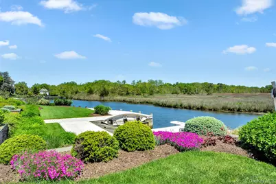 27 True Harbour Way, West Islip, NY 11795 - Photo 33