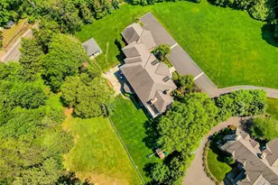 8-10 Championship Dr, Mamaroneck, NY 10543 - Photo 37