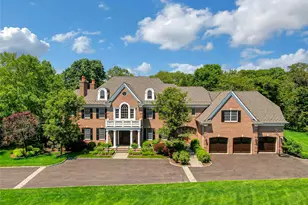 8-10 Championship Dr, Mamaroneck, NY 10543 - Photo 35