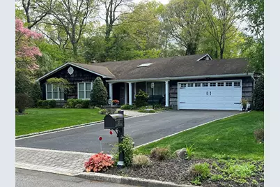 20 Oak Tree Drive, Smithtown, NY 11787 - Photo 1