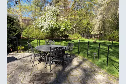 20 Oak Tree Drive, Smithtown, NY 11787 - Photo 23