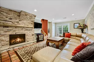 2119 Oliver Way, Merrick, NY 11566 - Photo 5