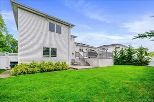 2119 Oliver Way, Merrick, NY 11566 - Photo 25