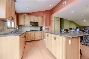 2119 Oliver Way, Merrick, NY 11566 - Photo 13