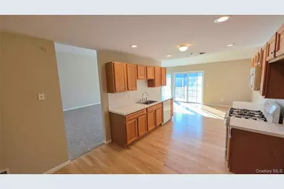 26 Rose Lane, Mount Sinai, NY 11766 - Photo 9