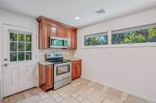 6 Arizona Ave, Syosset, NY 11791 - Photo 27