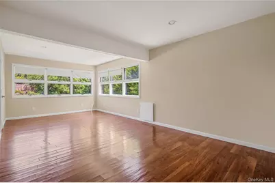 6 Arizona Avenue, Syosset, NY 11791 - Photo 31