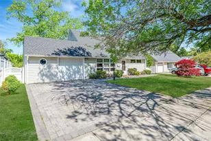 6 Arizona Ave, Syosset, NY 11791 - Photo 3