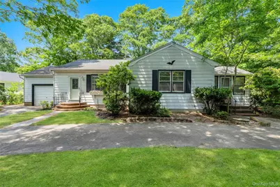 62 Squires Avenue, East Quogue, NY 11942 - Photo 1