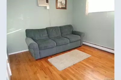 1431 Lombardy Boulevard, Bay Shore, NY 11706 - Photo 9
