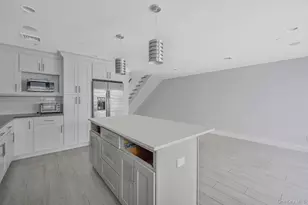 114 Beach Ave, Bellmore, NY 11710 - Photo 7