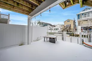 114 Beach Ave, Bellmore, NY 11710 - Photo 33