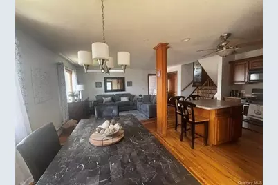 101 Buena Vista Boulevard, Lindenhurst, NY 11757 - Photo 9