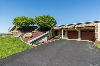 115 N Smith Road, Lagrangeville, NY 12540 - Photo 5