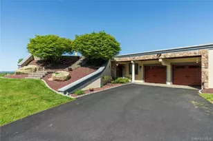 115 N Smith Rd, Lagrangeville, NY 12540 - Photo 5