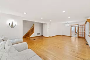 3 Franklin Rd, Great Neck, NY 11024 - Photo 5