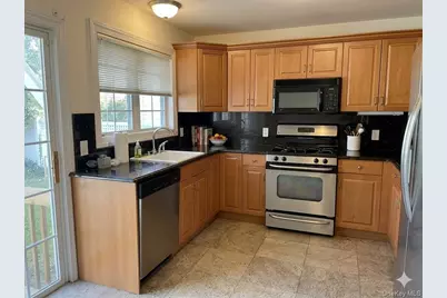 66 Sagamore Hill Drive #A, Port Washington, NY 11050 - Photo 7
