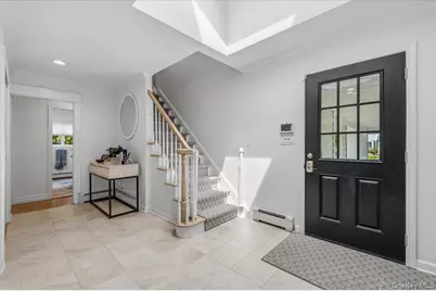 83 Joyce Lane, Woodbury, NY 11797 - Photo 3