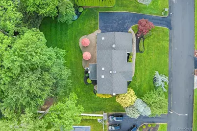 27 Rochelle Drive, New City, NY 10956 - Photo 11