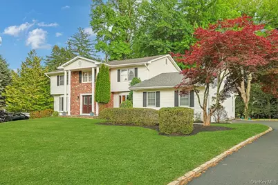27 Rochelle Drive, New City, NY 10956 - Photo 3