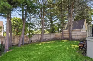 11 Winthrop Ave, Larchmont, NY 10538 - Photo 33