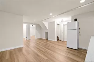 25-22 45th St, Astoria, NY 11103 - Photo 11