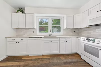 2853 Hedwig Drive, Yorktown Heights, NY 10598 - Photo 17