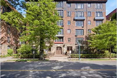 20 Continental Avenue #1K, Forest Hills, NY 11375 - Photo 1