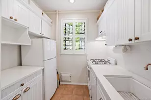 20 Continental Ave, Forest Hills, NY 11375 - Photo 5