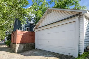 89-19 69th Ave, Forest Hills, NY 11375 - Photo 25