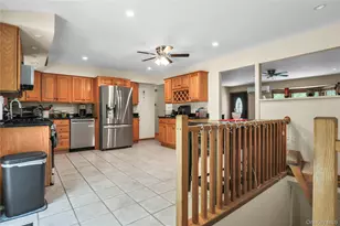11 Oakwood Dr, Wading River, NY 11792 - Photo 7