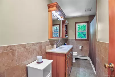 11 Oakwood Drive, Wading River, NY 11792 - Photo 13