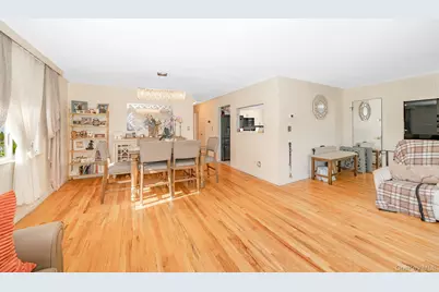495 Windmill Avenue, West Babylon, NY 11704 - Photo 5
