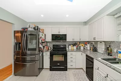 495 Windmill Avenue, West Babylon, NY 11704 - Photo 9
