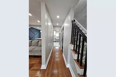 2082 Pitman Avenue, Bronx, NY 10466 - Photo 11