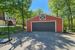 375 Eatontown Rd, Port Jervis, NY 12771 - Photo 39