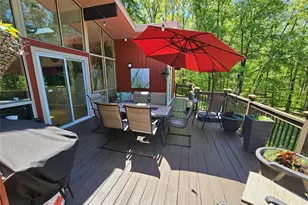 375 Eatontown Rd, Port Jervis, NY 12771 - Photo 15