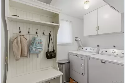 39 Marlin Lane, Port Washington, NY 11050 - Photo 9