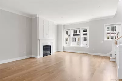 902 Mill Creek N #902, Roslyn, NY 11576 - Photo 3