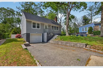 15 Bergen Court, Huntington Station, NY 11746 - Photo 25