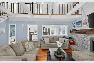 15 Bergen Court, Huntington Station, NY 11746 - Photo 7
