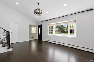 1413 Peters Blvd, Bay Shore, NY 11706 - Photo 11