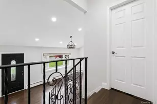 1413 Peters Blvd, Bay Shore, NY 11706 - Photo 23