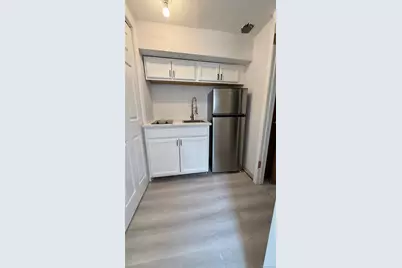 1413 Peters Boulevard, Bay Shore, NY 11706 - Photo 15