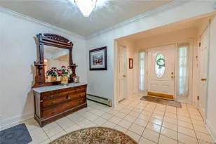 32 Dressler Rd, Greenlawn, NY 11740 - Photo 7