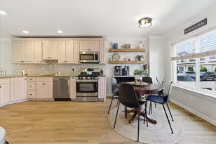 15 Franklin Pl, Oceanside, NY 11572 - Photo 5
