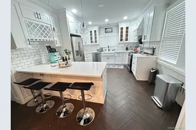 324 Hayward Avenue, Fleetwood, NY 10552 - Photo 5